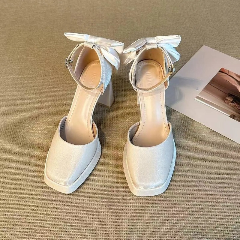 Women'S Fashion Petite - Nouvelle plateforme Petite Satin Princess Pump