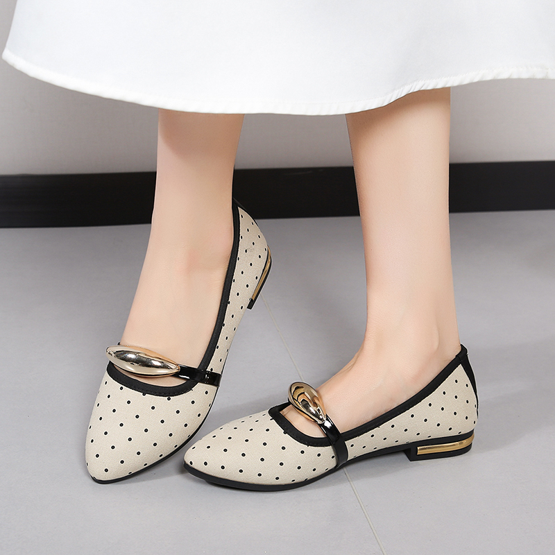 Women'S Fashion Walking Shoes - Chaussures décontractées élégantes à talon bas