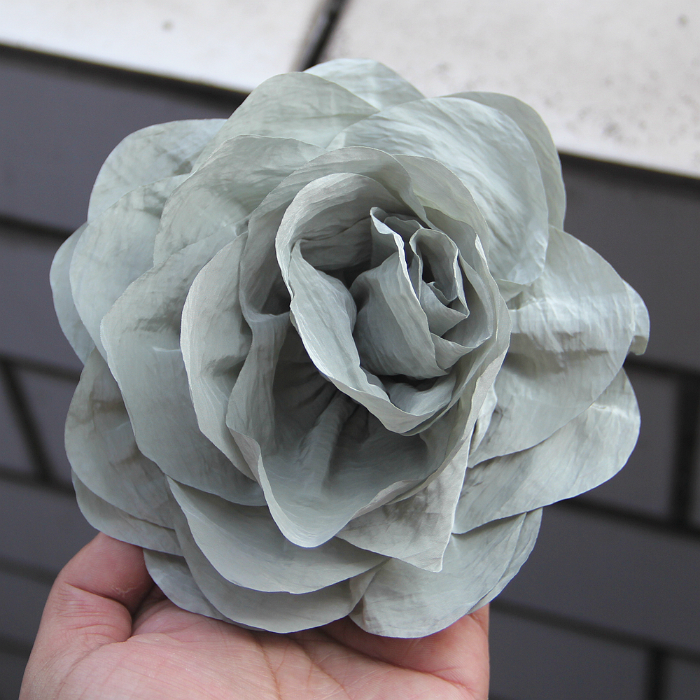 Broche fleur rose multicouche  - Women'S Fashion Magazine avis et prix