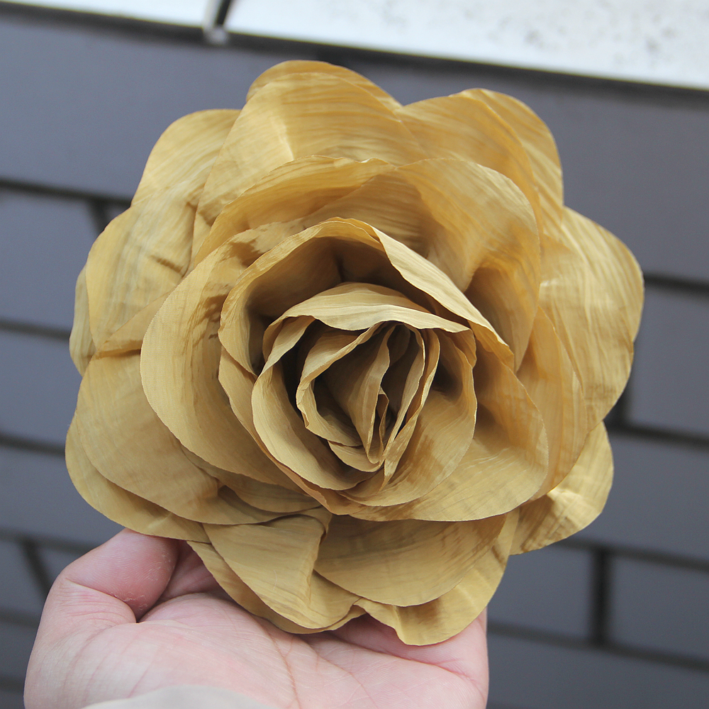 Broche fleur rose multicouche  - Women'S Fashion Magazine avis et prix