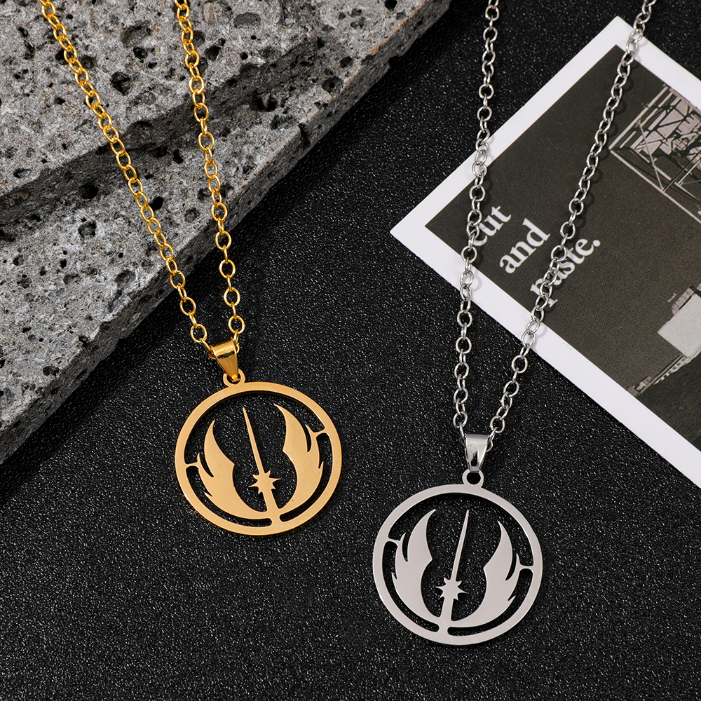 Collier avec logo de l'Ordre J - Women Fashion Logo avis et prix