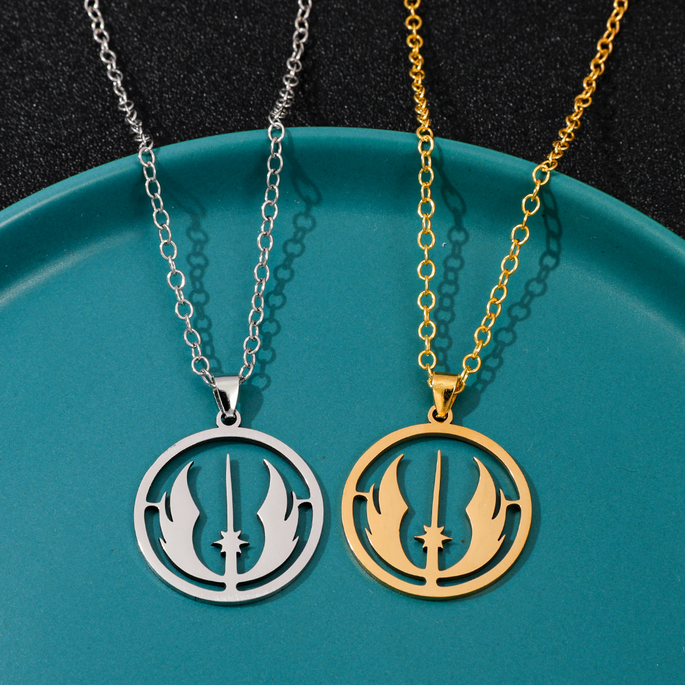 Collier avec logo de l'Ordre J - Women Fashion Logo avis et prix