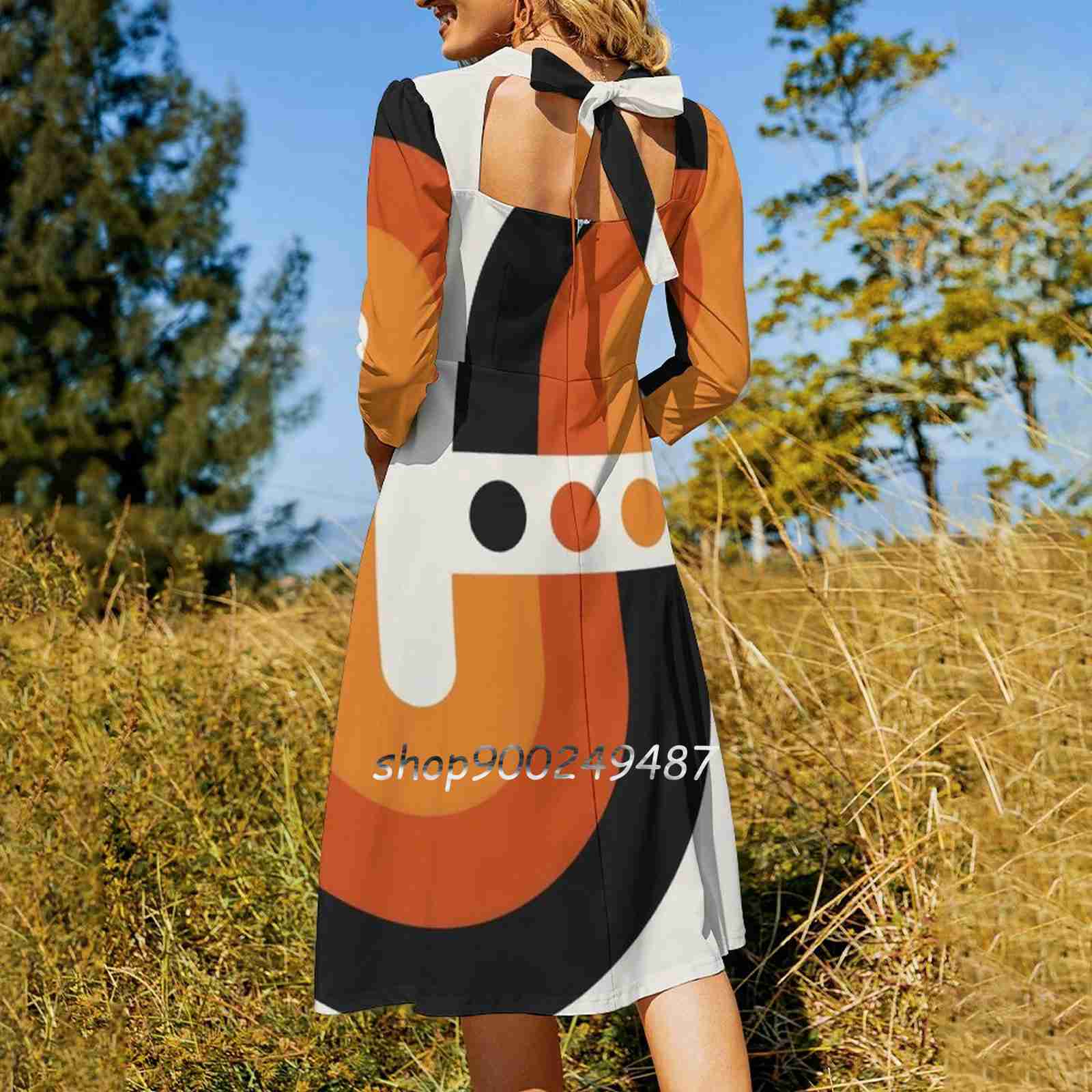 Robe évasée à encolure carrée  - Women'S Fashion In The 70S avis et prix